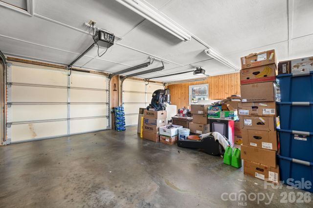 1470 Fairway Acres Road, Lenoir, NC 28645