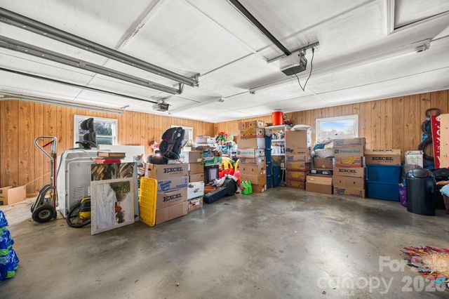 1470 Fairway Acres Road, Lenoir, NC 28645