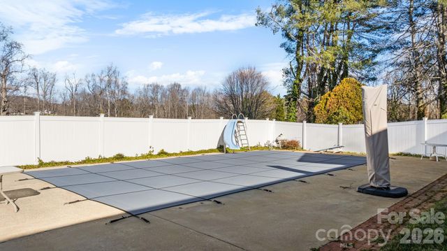 1470 Fairway Acres Road, Lenoir, NC 28645