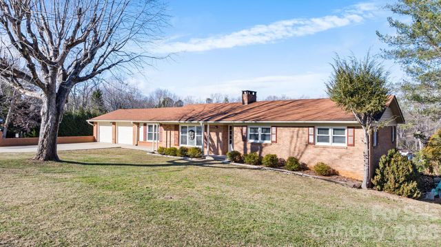 1470 Fairway Acres Road, Lenoir, NC 28645