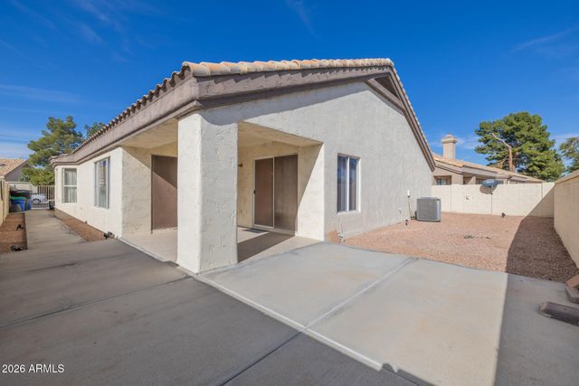 17533 N PIMA Trail, Surprise, AZ 85374