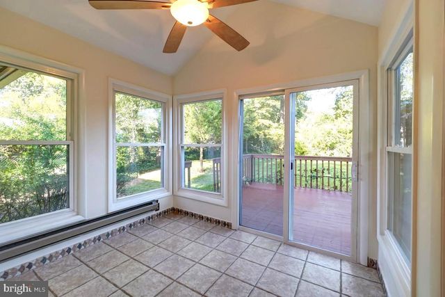 1224 SIMMONS DR, Rockville, MD 20851