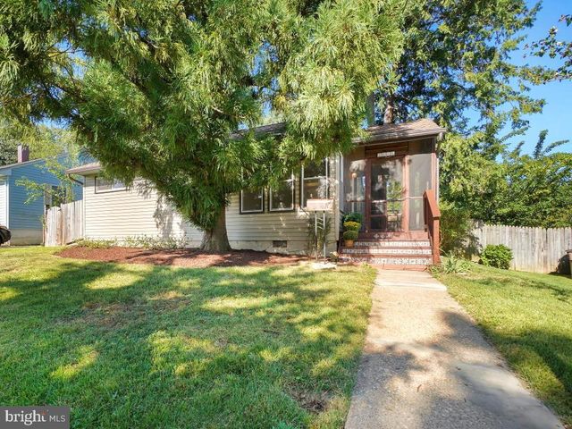 1224 SIMMONS DR, Rockville, MD 20851