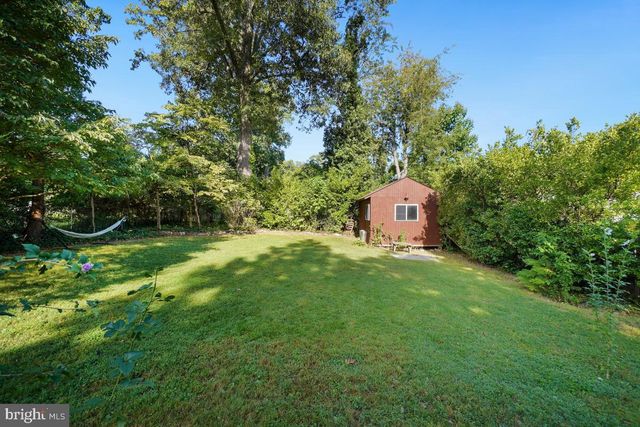 1224 SIMMONS DR, Rockville, MD 20851