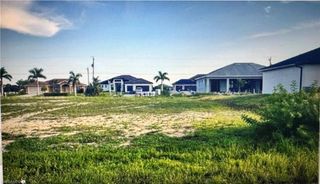 4237 NW 34th LN, Cape Coral, FL 33993