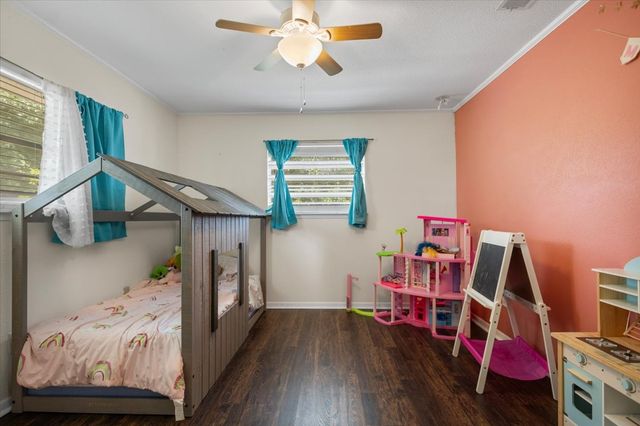 2300 Country Club Drive, Canton, TX 75103