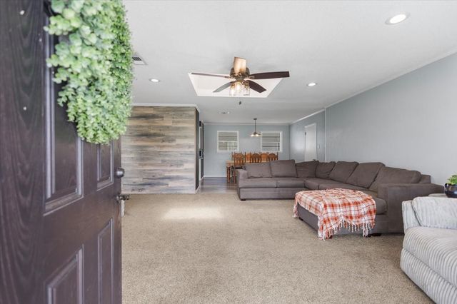 2300 Country Club Drive, Canton, TX 75103