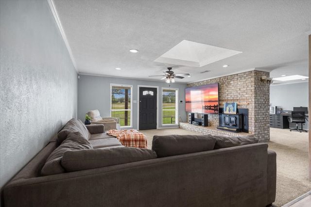 2300 Country Club Drive, Canton, TX 75103