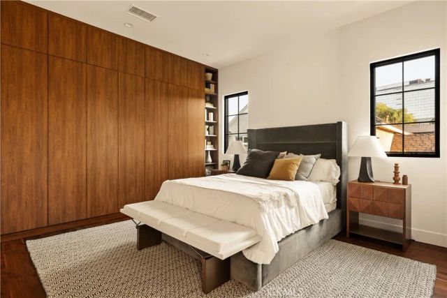 4930 Edgerton Avenue, Encino, CA 91436