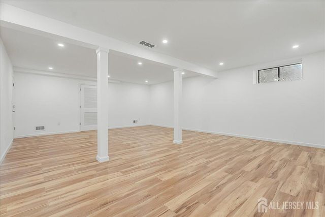 131 Beverly Hill Terrace, Woodbridge Proper, NJ 07095