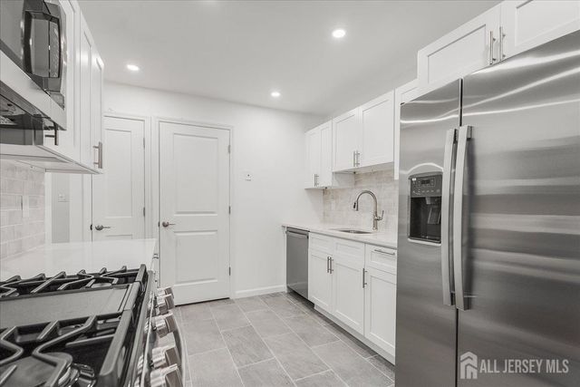 131 Beverly Hill Terrace, Woodbridge Proper, NJ 07095