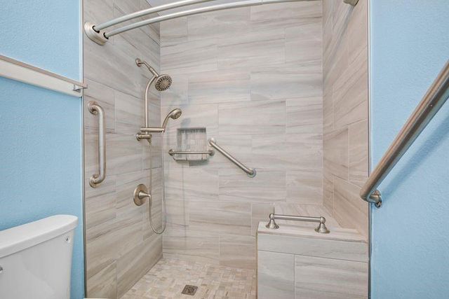 12610 Rio Bravo Street, Rosharon, TX 77583