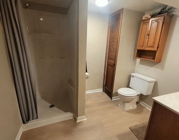 15948 Grove Avenue, Oak Forest, IL 60452