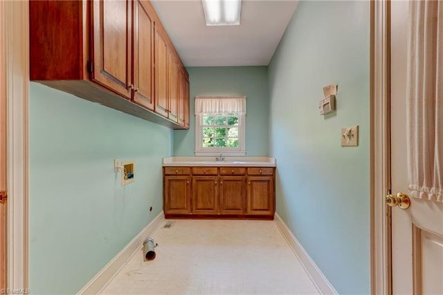 1406 Gibbs Road, Reidsville, NC 27320