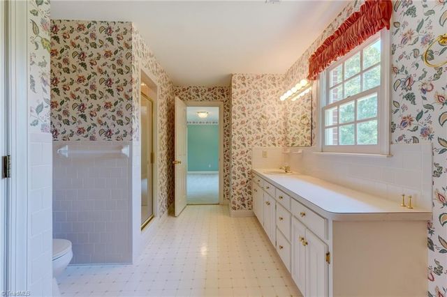 1406 Gibbs Road, Reidsville, NC 27320