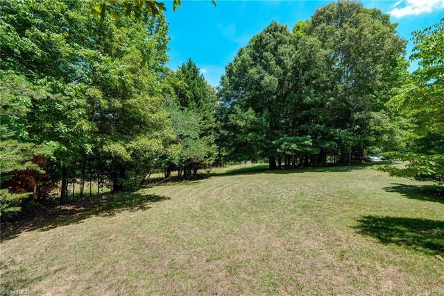 1406 Gibbs Road, Reidsville, NC 27320