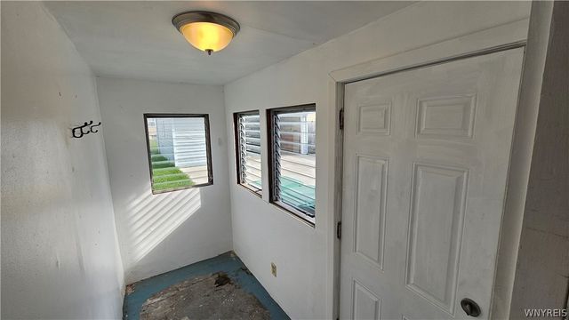 107 Fowler Avenue Left, Tonawanda, NY 14217