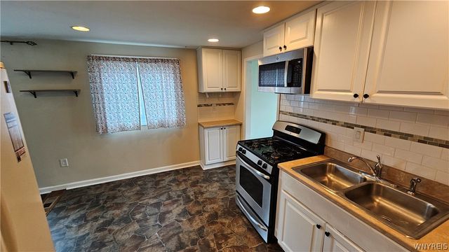 107 Fowler Avenue Left, Tonawanda, NY 14217