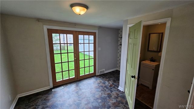 107 Fowler Avenue Left, Tonawanda, NY 14217