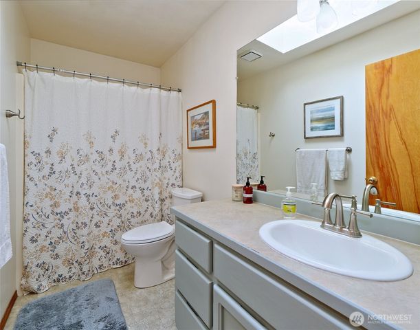 1273 SE Camano Drive, Camano Island, WA 98282