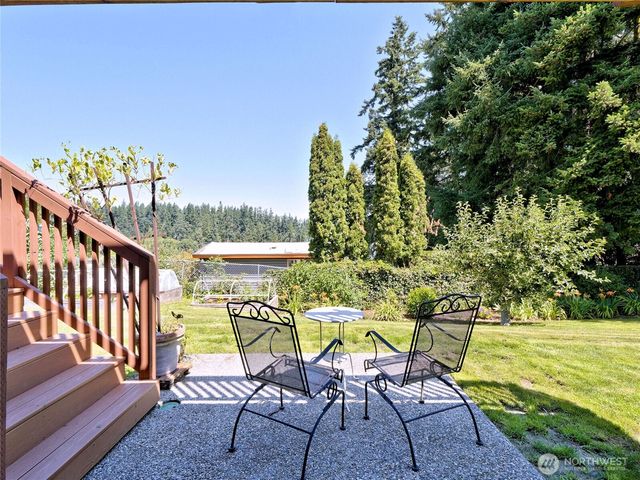 1273 SE Camano Drive, Camano Island, WA 98282