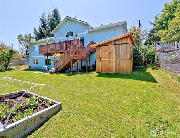 1273 SE Camano Drive, Camano Island, WA 98282
