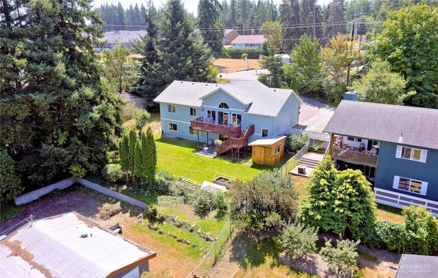 1273 SE Camano Drive, Camano Island, WA 98282