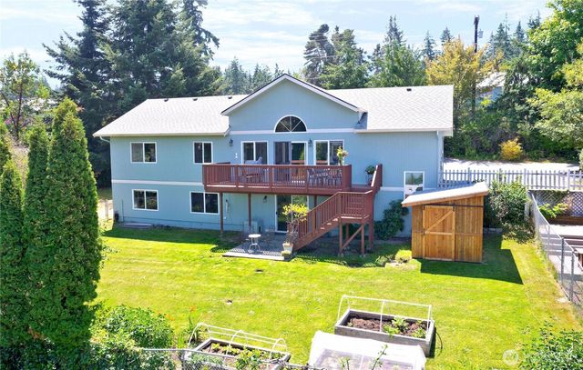 1273 SE Camano Drive, Camano Island, WA 98282