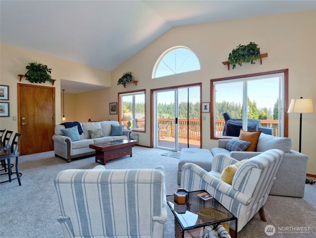 1273 SE Camano Drive, Camano Island, WA 98282