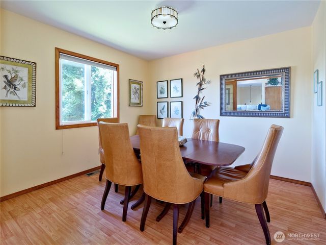 1273 SE Camano Drive, Camano Island, WA 98282