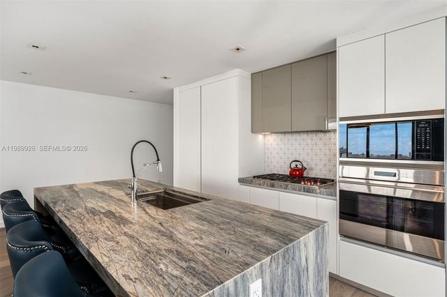 788 NE 23rd St 2302, Miami, FL 33137