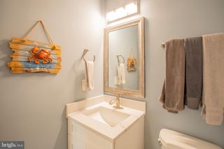 16920 GLEN OAK RUN, Derwood, MD 20855