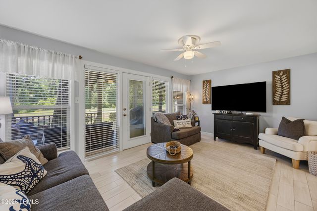 12 Valencia Rd Apt 2, Hilton Head Island, SC 29928