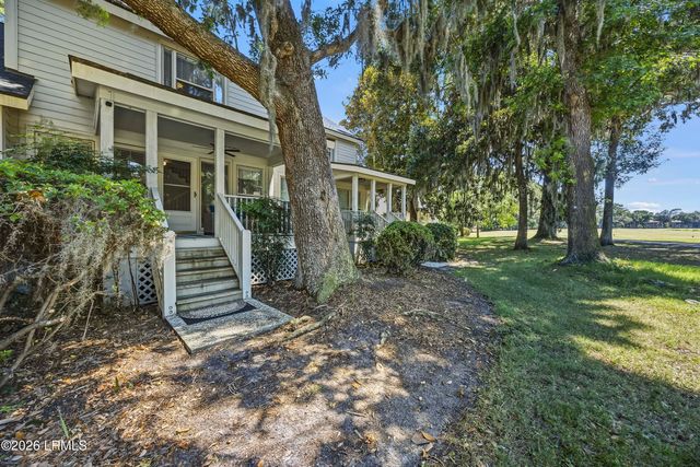 12 Valencia Rd Apt 2, Hilton Head Island, SC 29928