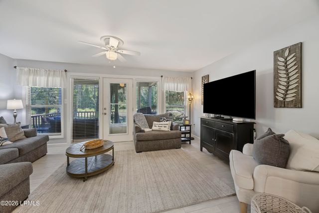 12 Valencia Rd Apt 2, Hilton Head Island, SC 29928