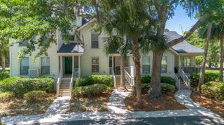 12 Valencia Rd Apt 2, Hilton Head Island, SC 29928