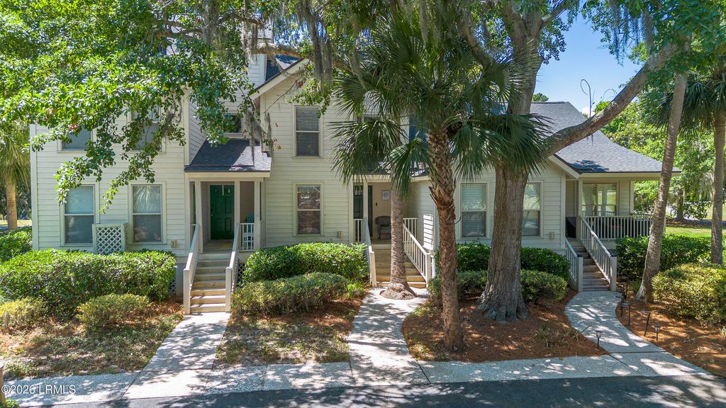 12 Valencia Rd Apt 2, Hilton Head Island, SC 29928
