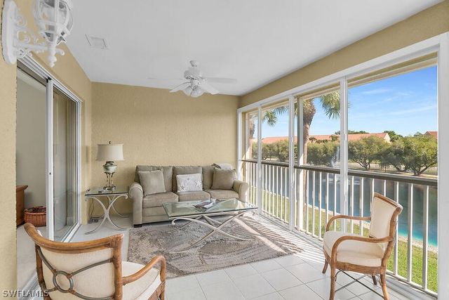 6730 Beach Resort DR 16, Naples, FL 34114