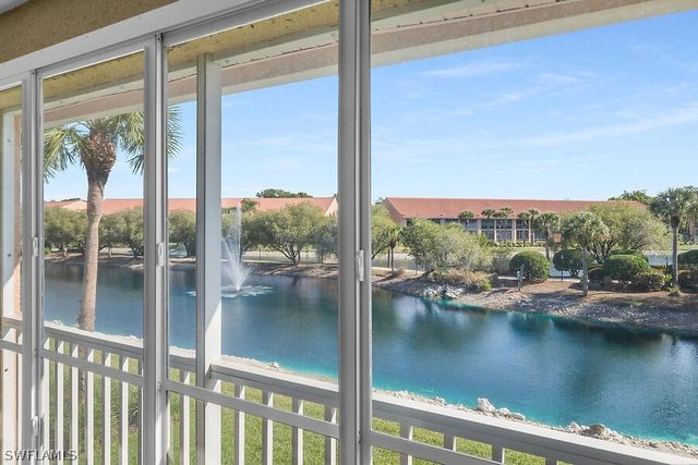 6730 Beach Resort DR 16, Naples, FL 34114