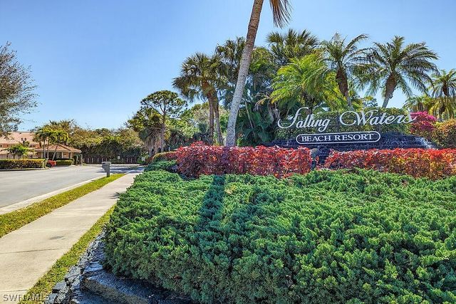 6730 Beach Resort DR 16, Naples, FL 34114