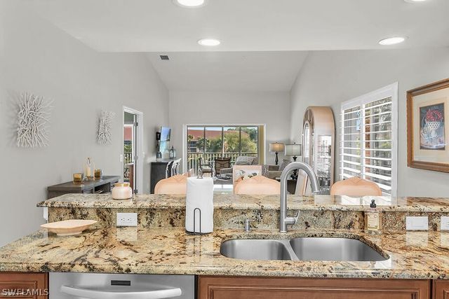 6730 Beach Resort DR 16, Naples, FL 34114