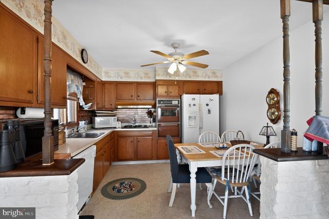 40 IOWA CT, Little Egg Harbor Twp, NJ 08087