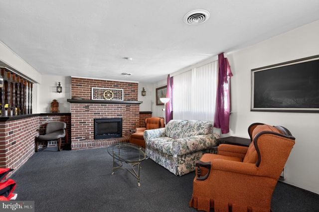 40 IOWA CT, Little Egg Harbor Twp, NJ 08087
