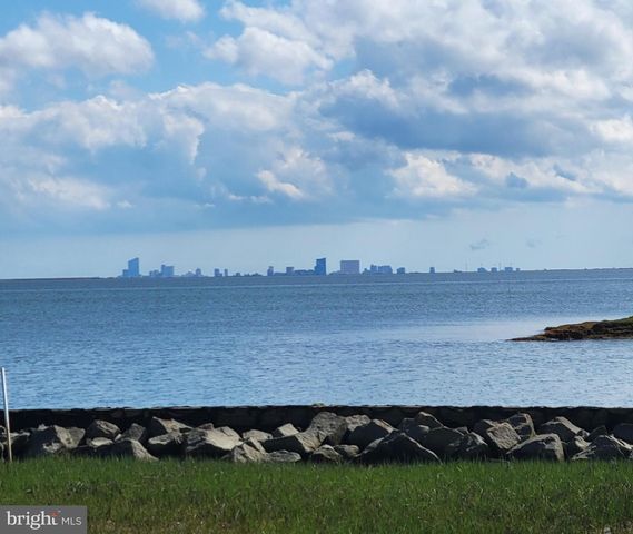 40 IOWA CT, Little Egg Harbor Twp, NJ 08087