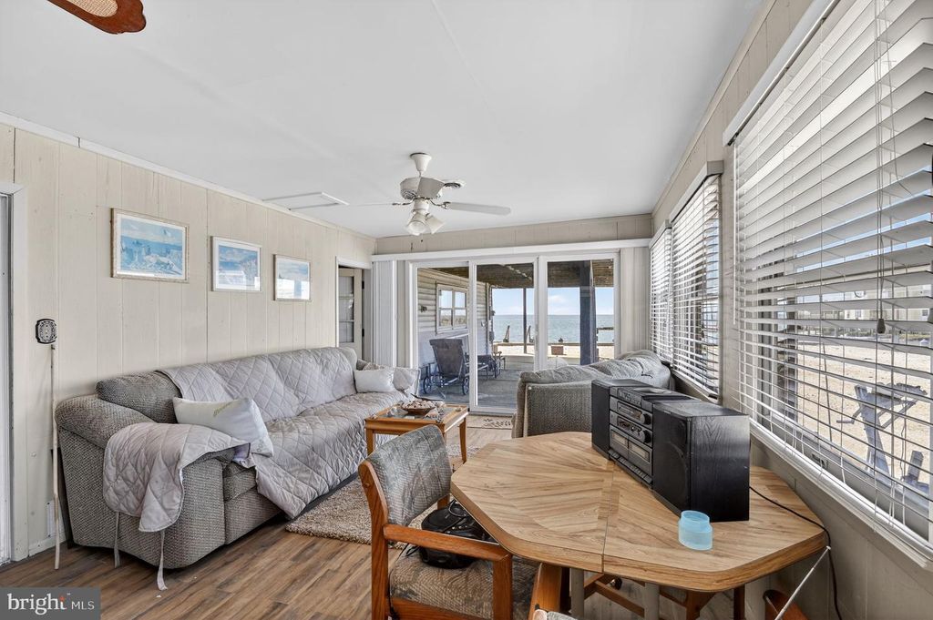 Image 22 of property listing at 40 IOWA CT, Little Egg Harbor Twp, NJ 08087