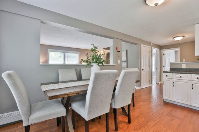 3 Evergreen Drive, Hudson, NH 03051