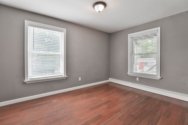 3 Evergreen Drive, Hudson, NH 03051