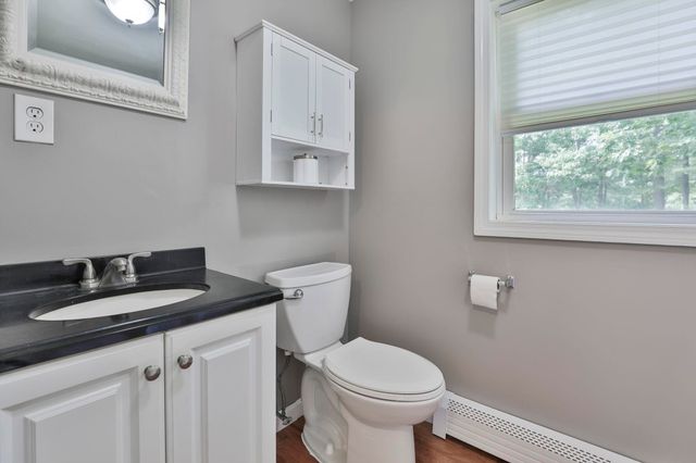 3 Evergreen Drive, Hudson, NH 03051