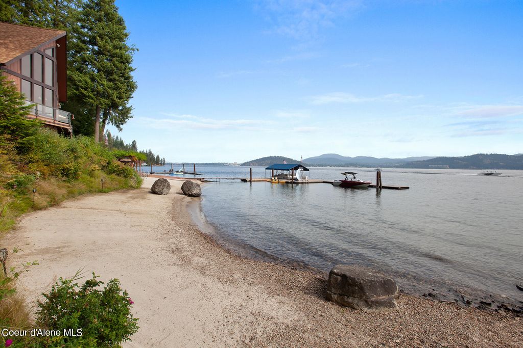 190 W EAGLE CREST DR, Coeur d'Alene, ID 83814 photo 10