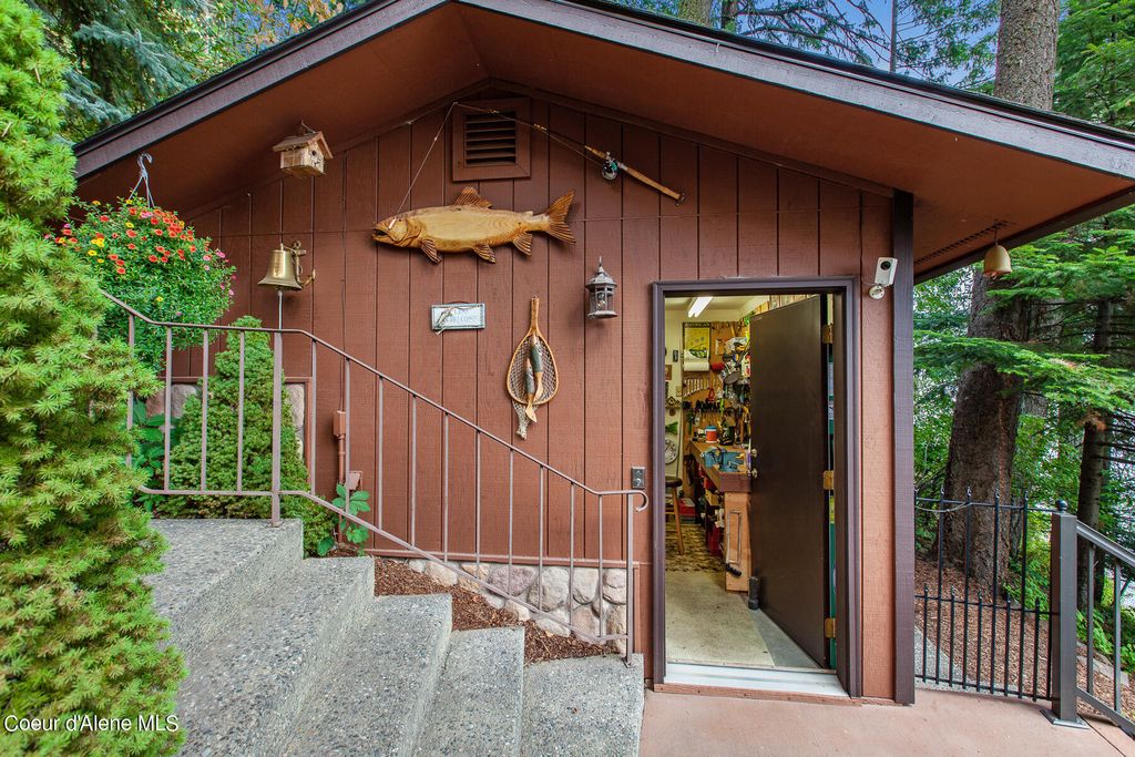 190 W EAGLE CREST DR, Coeur d'Alene, ID 83814 photo 40